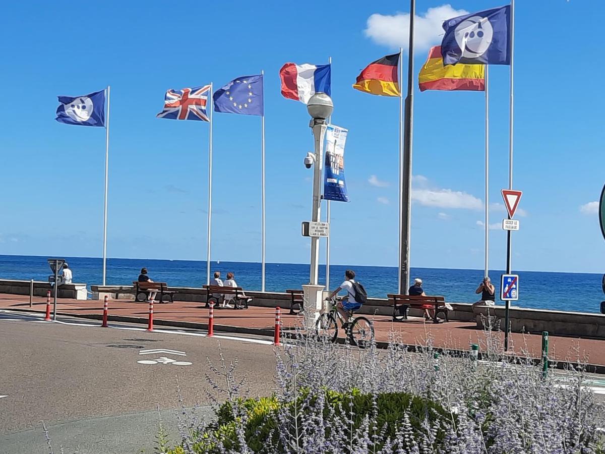 Appartement Vue Sur Mer Les Sables-dʼOlonne Eksteriør bilde